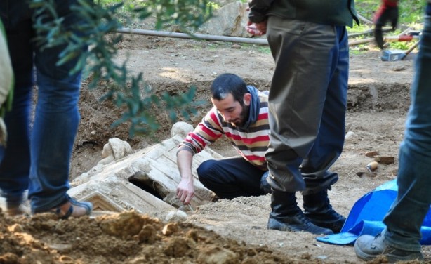 Foto - Defineciler bulmuştu... Kazı bölgesinde yeni gelişme: Önce kamulaştırıldı, şimdi ise...