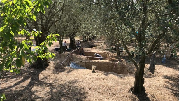 Foto - Defineciler bulmuştu... Kazı bölgesinde yeni gelişme: Önce kamulaştırıldı, şimdi ise...