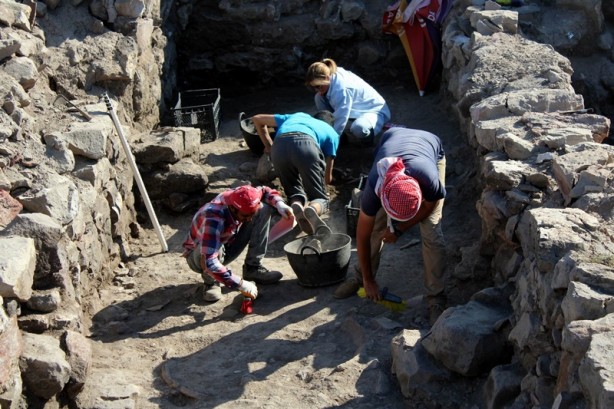 Foto - Kazı çalışmalarında ilginç bulgu! Kayserili gururlanmasın da ne yapsın