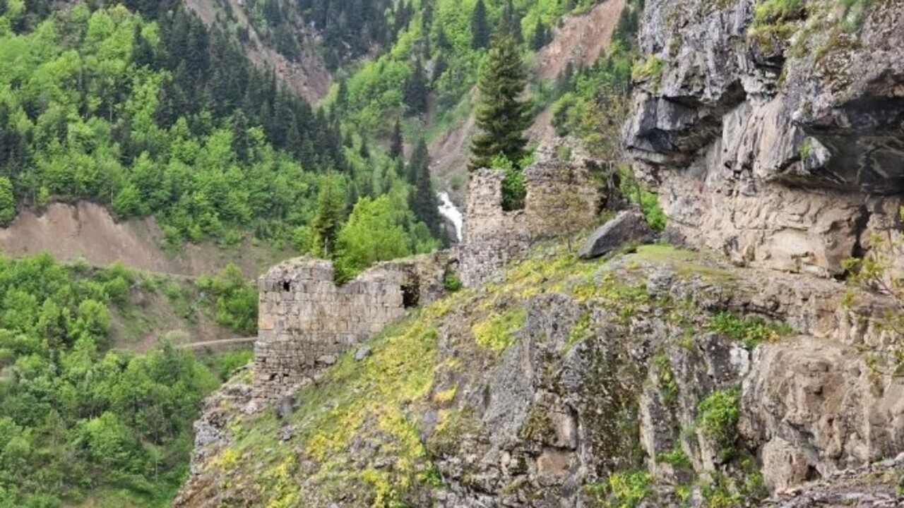 Foto - Kazma ve kürekle Orta Çağ’a yolculuk! Sadece tek bir kişi girebiliyor