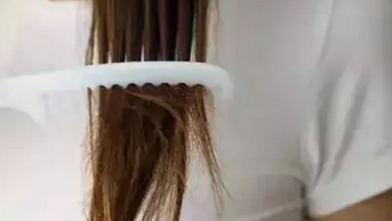 Foto - Keçe gibi saçları hayata döndürüyor! Yanmış ve açıcıdan yıpranmış saçlara savaş! Sadece üç malzeme yeterli