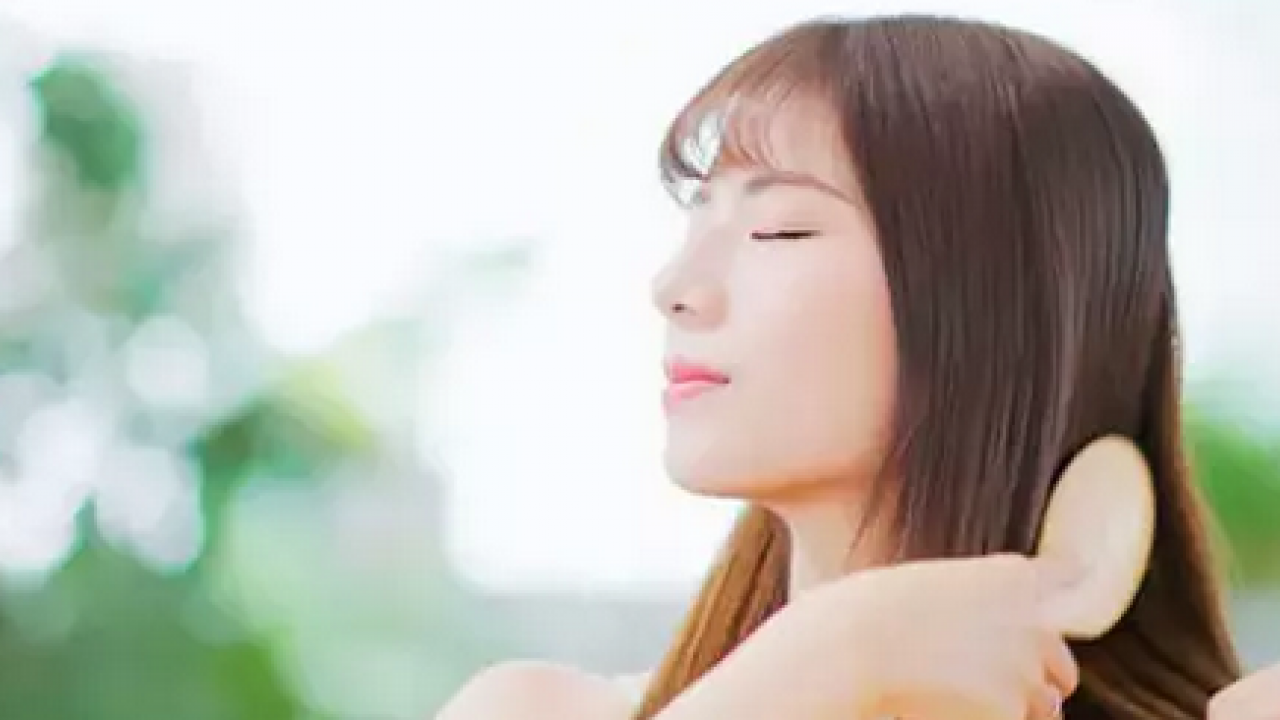 Foto - Keçe gibi saçları hayata döndürüyor! Yanmış ve açıcıdan yıpranmış saçlara savaş! Sadece üç malzeme yeterli