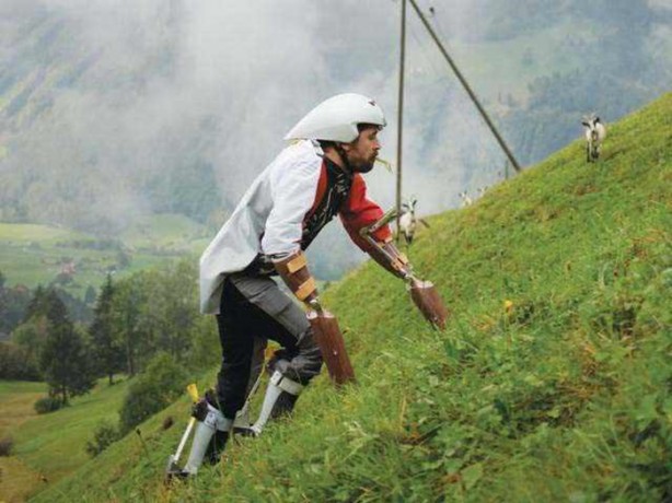 Foto - Keçi olmaya karar veren adam herkesi şaşırttı