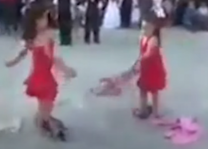 Foto - Kefenden değil dansözden rahatsız ol Sözcü! Sen İsrail gazetesi misin?