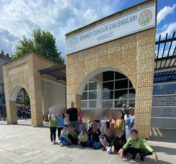 Foto - Kefenden değil dansözden rahatsız ol Sözcü! Sen İsrail gazetesi misin?