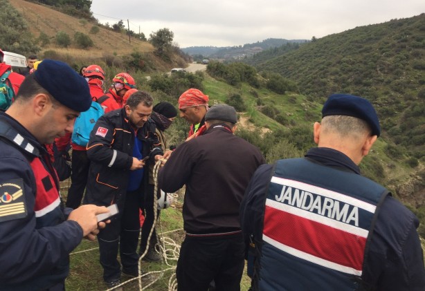 Foto - Kekik toplamaya giden yaşlı kadın dere kenarında ölü bulundu
