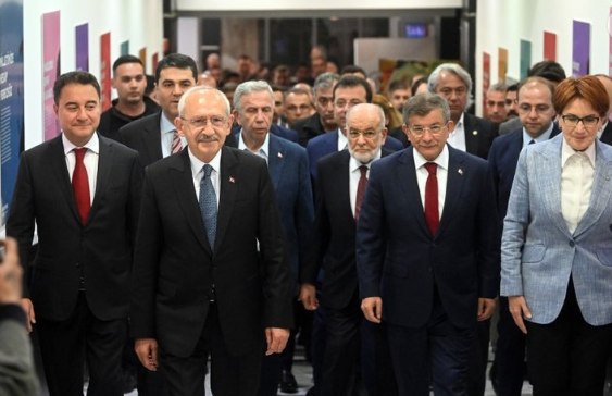 Foto - Kemal Kılıçdaroğlu’na istifa çağrısı! Kırk haramilerini de alsın gitsin!
