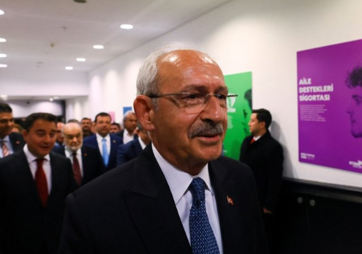 Foto - Kemal Kılıçdaroğlu’na istifa çağrısı! Kırk haramilerini de alsın gitsin!
