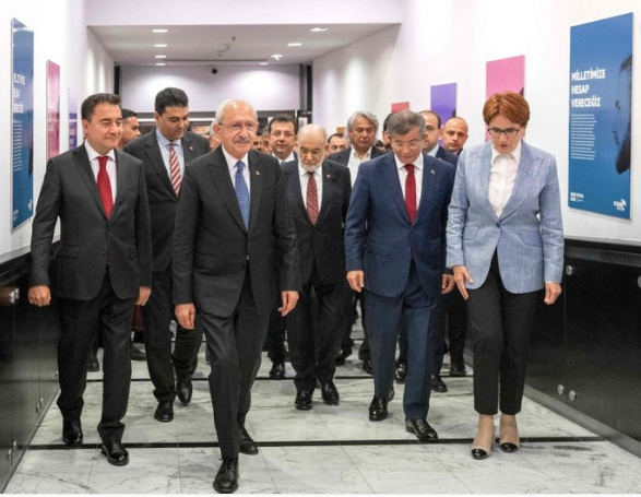 Foto - Kemal Kılıçdaroğlu’ndan skandal sözler! Gençlerin aklıyla alay ederek istismara kalkıştı