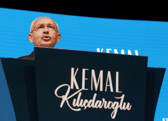 Foto - Kemal Kılıçdaroğlu’ndan skandal sözler! Gençlerin aklıyla alay ederek istismara kalkıştı