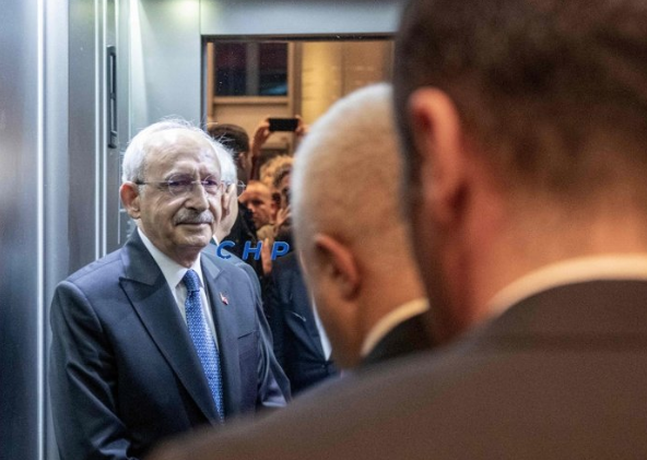 Foto - Kemal Kılıçdaroğlu’ndan skandal sözler! Gençlerin aklıyla alay ederek istismara kalkıştı