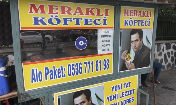 Foto - Kemal Sunal’dan ilham alarak ‘Meraklı Köfteci’ açtı