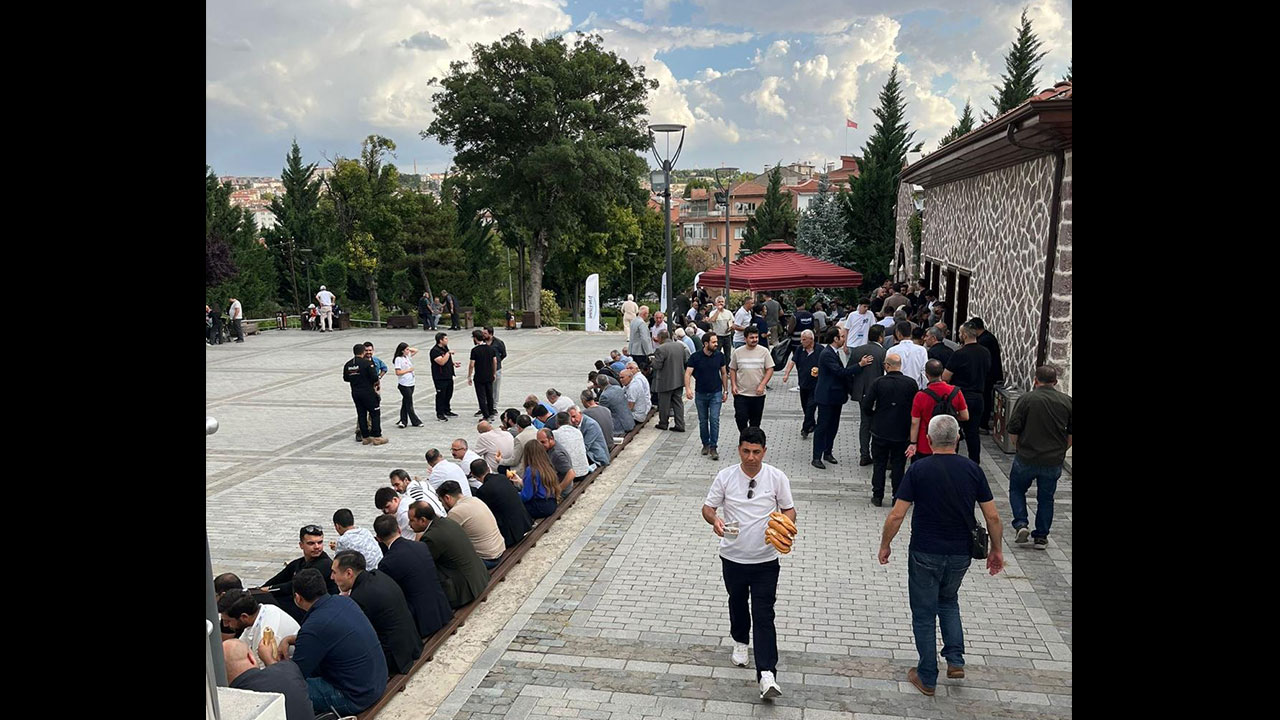 Foto - Kemalist zulmün sembol noktalarından biri... Vatandaşlar akın etti!