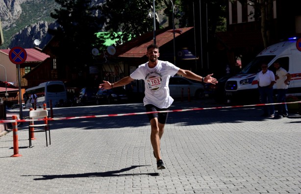 Kemaliye Şenliği başlıyor! Diyerek duyurdu: Göreceksiniz! Kemaliye'de her yerden fışkırıyor!