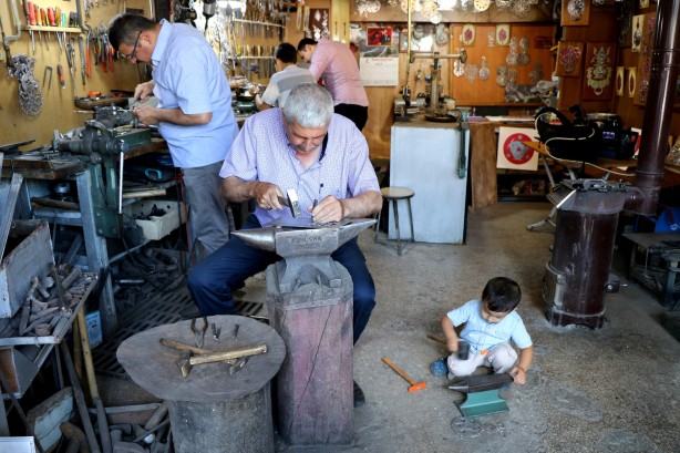 Kemaliye’de kapı tokmaklarının sırrını hiç merak ettiniz mi?