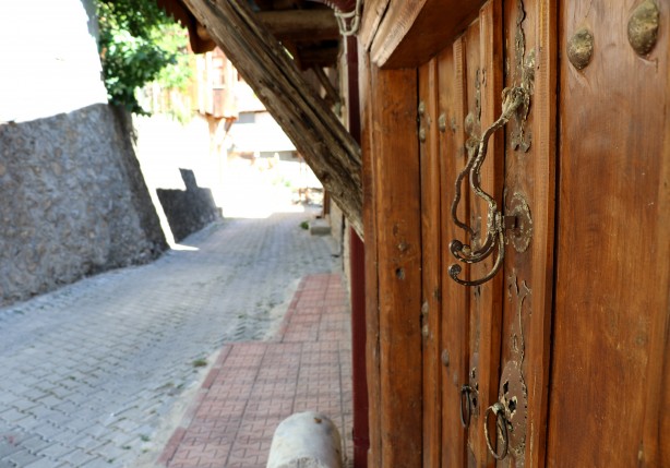 Foto - Kemaliye’de kapı tokmaklarının sırrını hiç merak ettiniz mi?