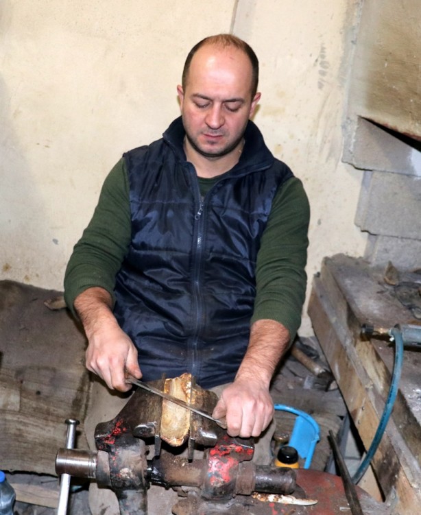 Foto - Kemik tarakçılığını yaşatmaya çalışıyor