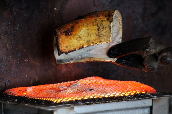 Kemik taraklarıyla Çin’e meydan okuyor!