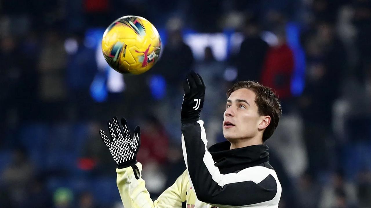 Foto - Kenan Yıldız’dan kaçırdığı pozisyon sonrası açıklama! ‘Özür dilerim'