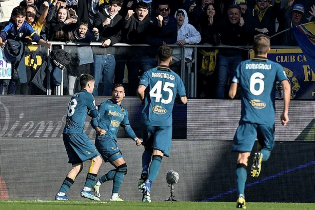 Foto - Kenan Yıldız'dan müthiş gol! Milli yıldız attığı golle Juventus tarihine geçti
