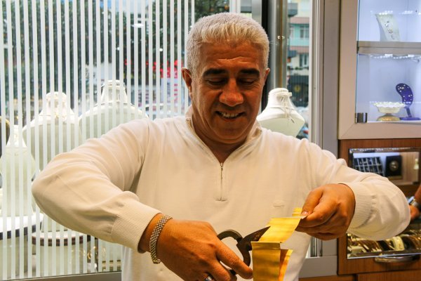 Foto - Kenarda köşede altını olanlar şok geçirebilir! Kuyumcular artık o altınları almamaya başladı