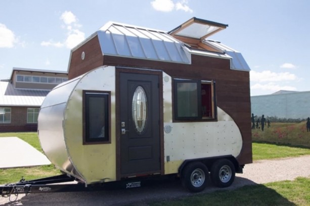 Foto - Kendi enerjisini üreten karavan