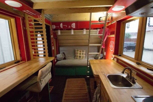 Foto - Kendi enerjisini üreten karavan