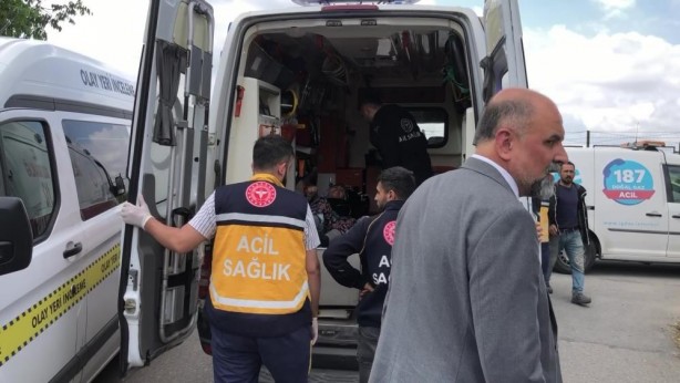 Foto - Kendi evini ateşe verdi!