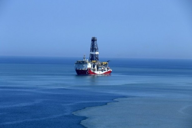 Foto - Kendi hükümetlerine isyan ettiler: Türkiye orada doğalgaz bulmaya başladı! Biz geride kaldık