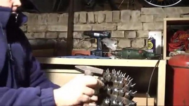 Foto - Kendi kış lastiğini yaptı! Siz de yapabilirsiniz!