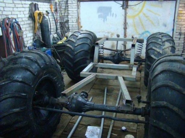 Foto - Kendi Off-Road aracını yaptı