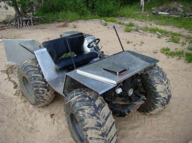 Foto - Kendi Off-Road aracını yaptı