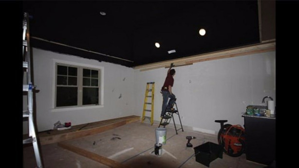 Foto - Kendi sinema salonunu yaptı!