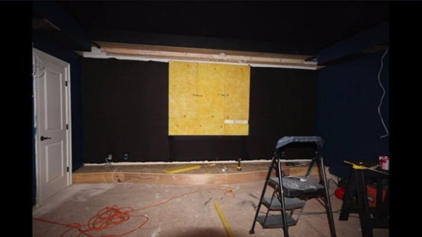 Foto - Kendi sinema salonunu yaptı!