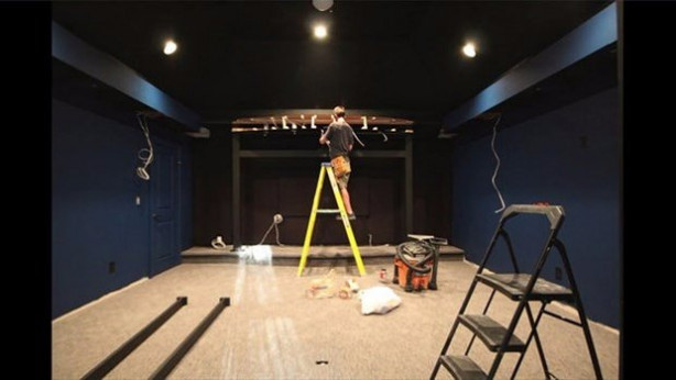 Foto - Kendi sinema salonunu yaptı!