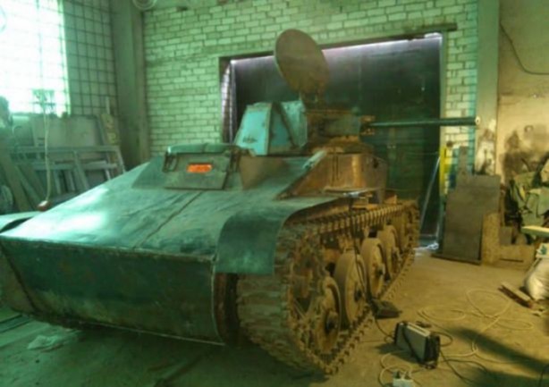 Foto - Kendi tankını yaptı