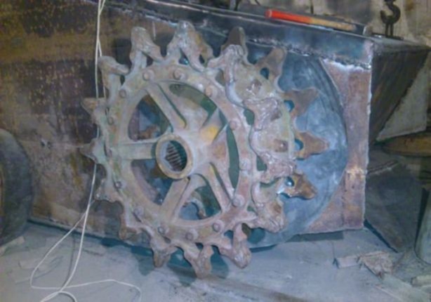 Foto - Kendi tankını yaptı