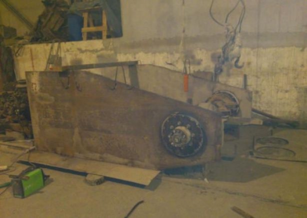 Kendi tankını yaptı