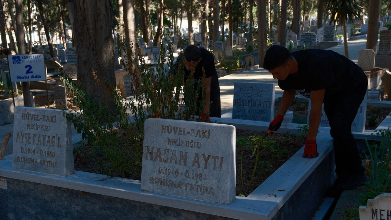Foto - Kendileri bile bu kadar ilgi beklemiyordu! Bunlar da mezarlık fenomenleri