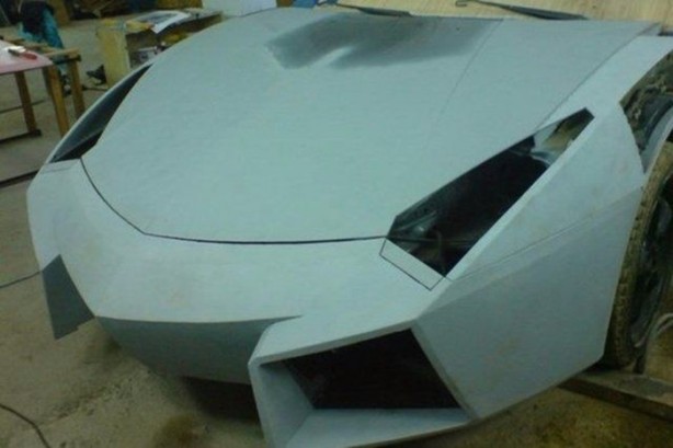 Foto - Kendine Lamborghini yaptı!