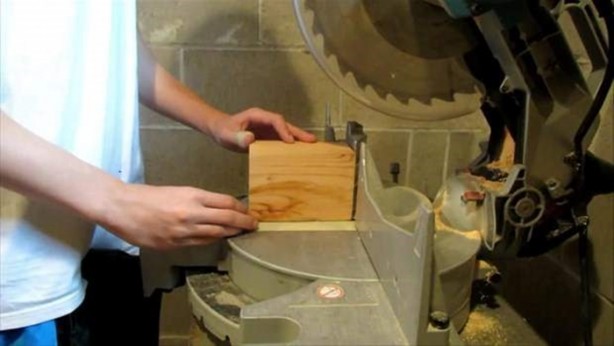 Foto - Kendine öyle ilginç bir telefon kılıfı yaptı ki...