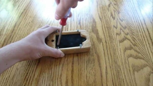 Foto - Kendine öyle ilginç bir telefon kılıfı yaptı ki...