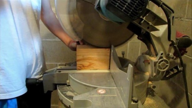 Foto - Kendine öyle ilginç bir telefon kılıfı yaptı ki...