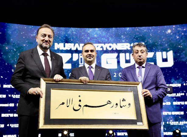 Foto - "Kendini kuvvetli gören ve hak hukuk tanımayanlar bilsinler ki Türkiye kabuğunu kırmıştır"