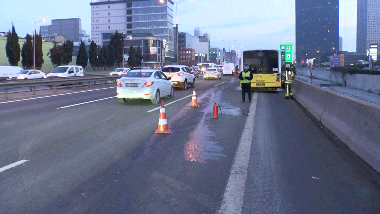 Foto - Kendisi adaylık peşinde koşarken işte vatandaşın hali! Ekrem İstanbul'un balatalarını yaktı