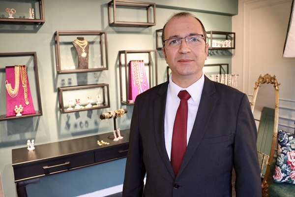 Foto - Kendisi için yapmaya başladı... Şimdi 24 ülkeye satıyor