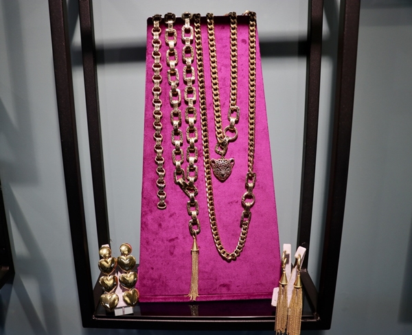 Foto - Kendisi için yapmaya başladı... Şimdi 24 ülkeye satıyor