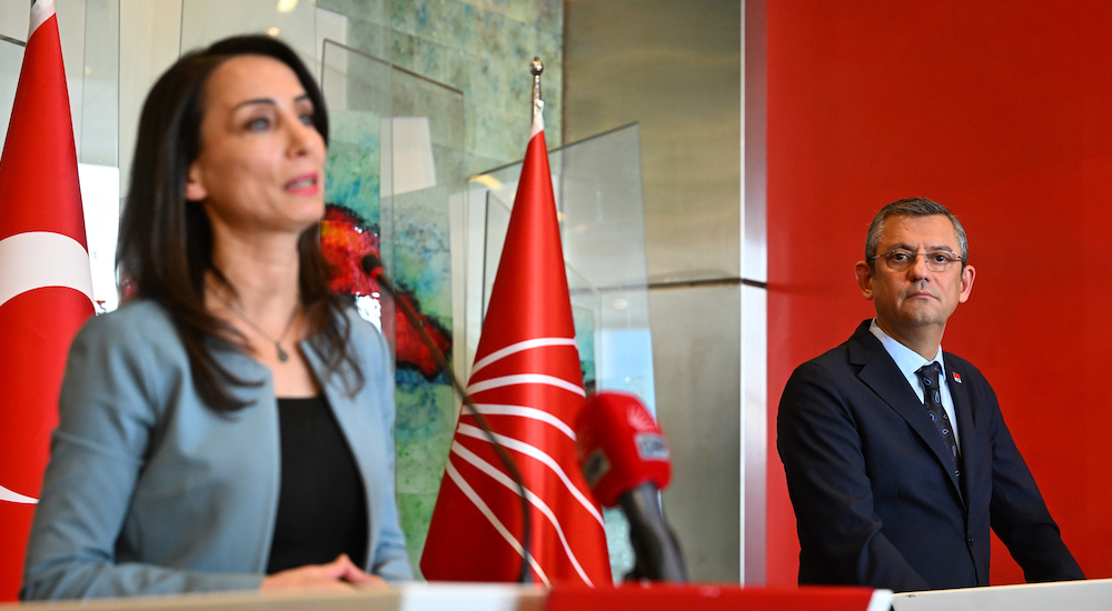 ‘Kent Uzlaşısı’nda bir skandal daha patladı! İBB’de terörist annesine görev 