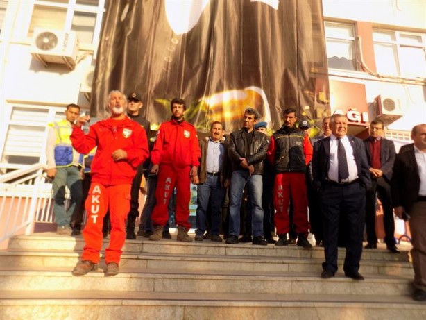 Foto - Kentteki herkes onu arıyor