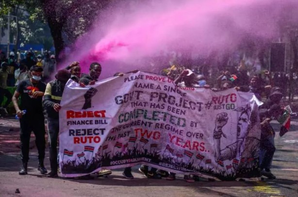 Foto - Kenya'da vergi isyanı! Orduyu devreye soktular